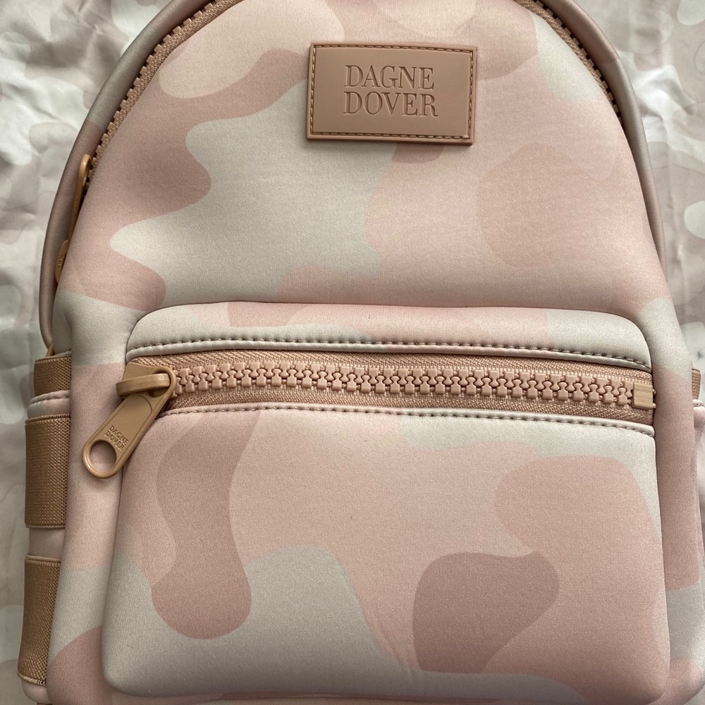 Dagne Dover small Dakota in Dusk Camo